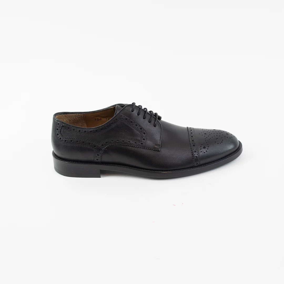 BROGUE CAP TOE OXFORD SHOES